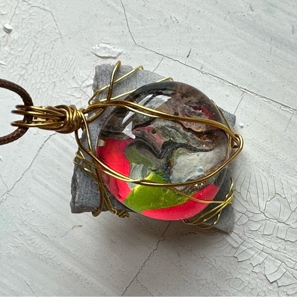 Handcrafted Gold Wire Wrapped Abstract Art Glass Pendant 2204 - Picture 5 of 9